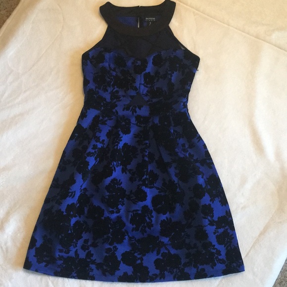 Enfocus Studio Dresses & Skirts - 👗 NWOT❗️ Blue Dress w/ Black Flower Appliqués